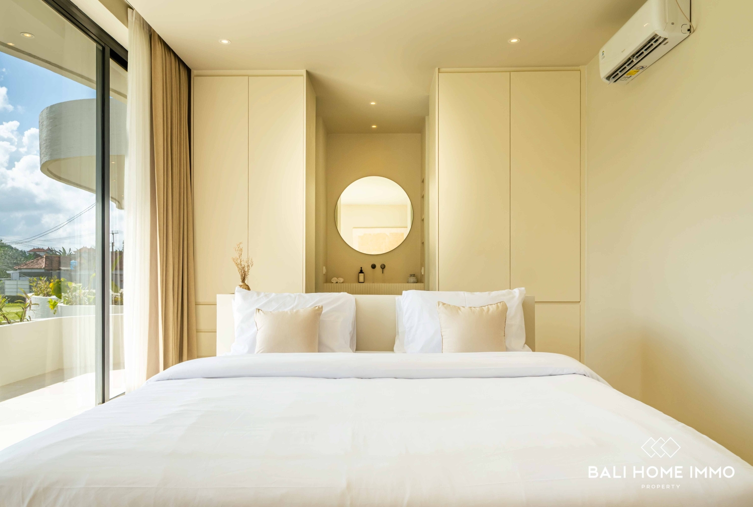 Brand new 1 Bedroom Villa for Sale Leasehold in Bali Pererenan Tumbak Bayuh view 20