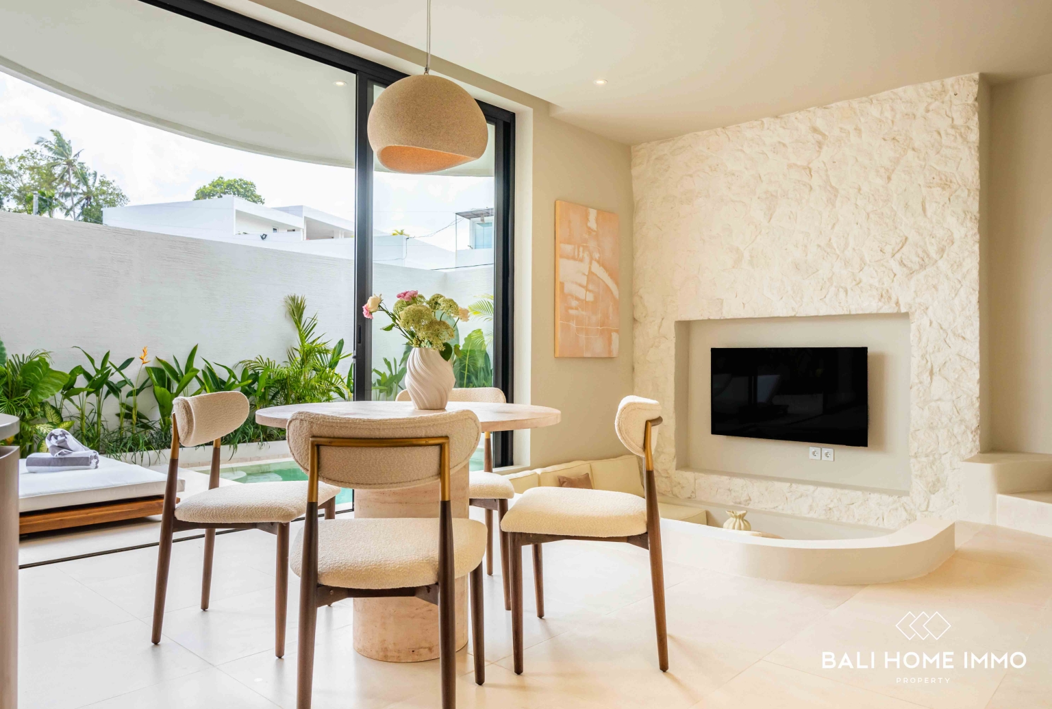 Brand new 1 Bedroom Villa for Sale Leasehold in Bali Pererenan Tumbak Bayuh view 9