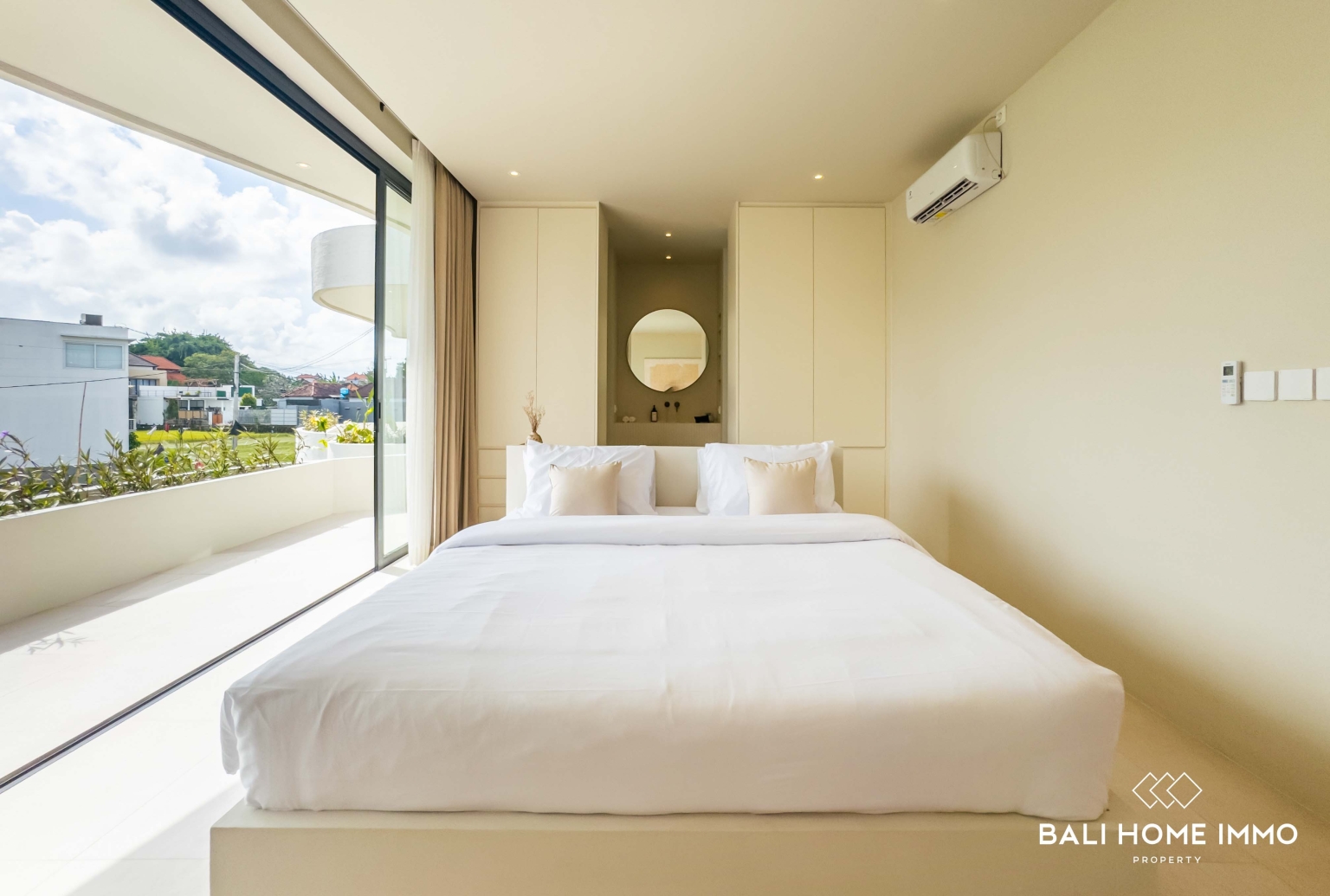 Brand new 1 Bedroom Villa for Sale Leasehold in Bali Pererenan Tumbak Bayuh view 12
