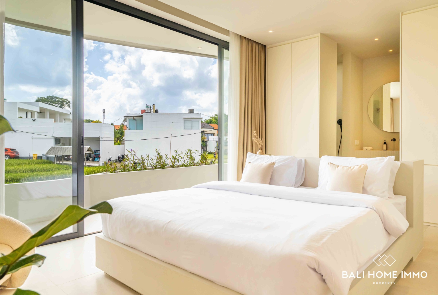 Brand new 1 Bedroom Villa for Sale Leasehold in Bali Pererenan Tumbak Bayuh view 14