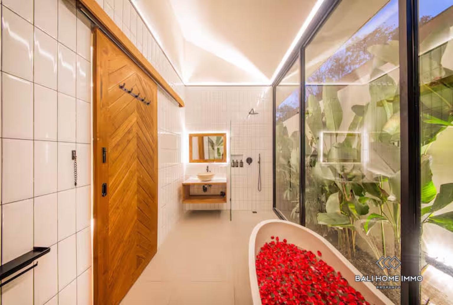 BRAND NEW 1 BEDROOM VILLA FOR SALE LEASEHOLD IN UNGASAN view 18