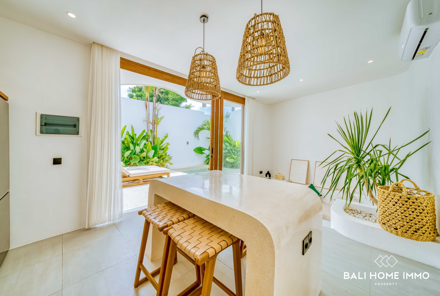 DIJUAL VILA 1 KAMAR TIDUR BARU DEKAT PANTAI BALANGAN view 9