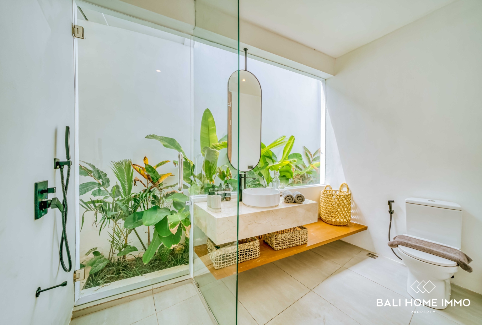 DIJUAL VILA 1 KAMAR TIDUR BARU DEKAT PANTAI BALANGAN view 17