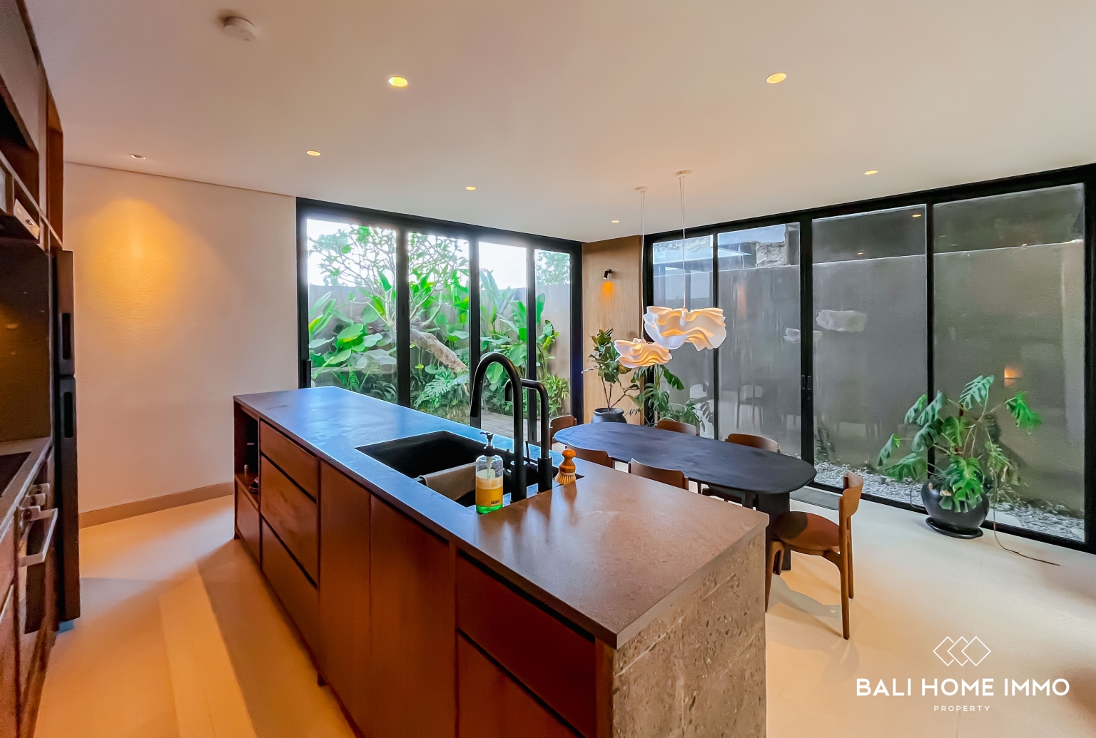 VILLA BARU DENGAN 1 KAMAR DAN PANDANGAN LAUT UNTUK SEWA TAHUNAN DAN BULANAN DI UNGASAN view 5