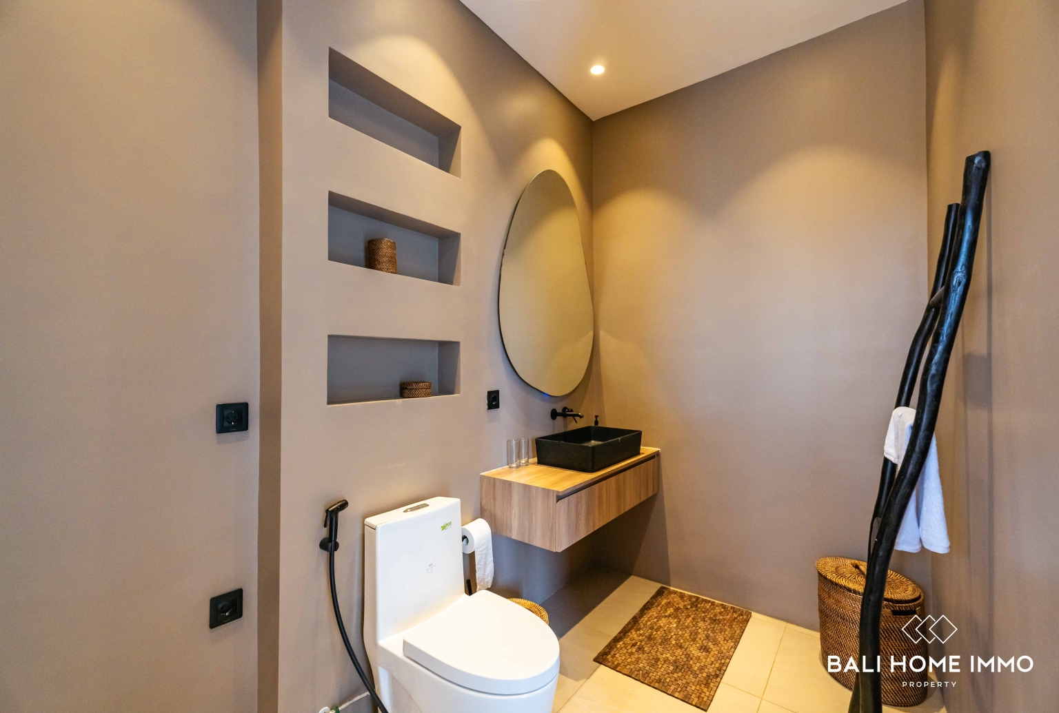 Brand new 1 Bedrooms villa for sale and rental in Bali near Cemagi Beach view 21