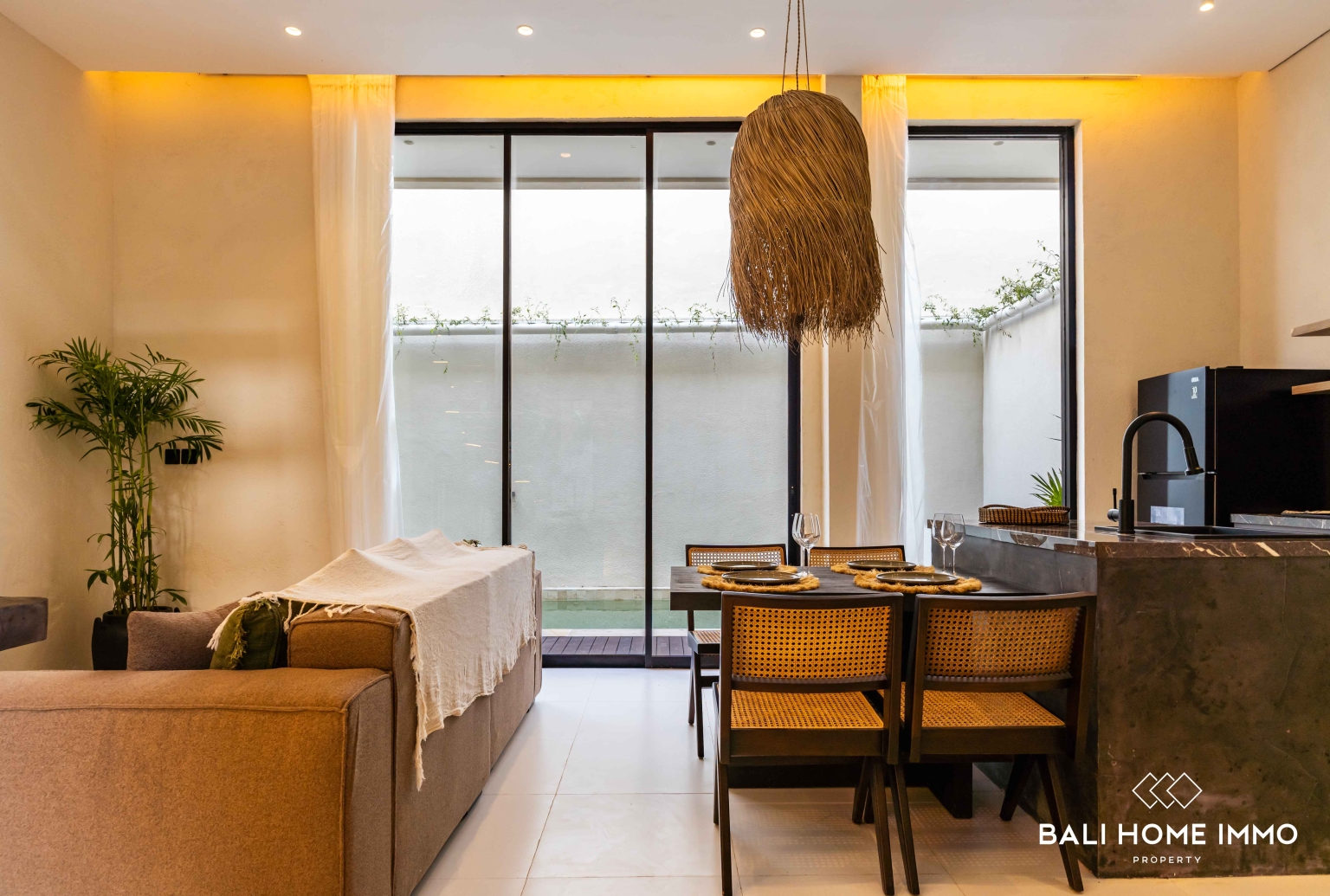 Brand new 1 Bedrooms villa for sale and rental in Bali near Cemagi Beach view 8