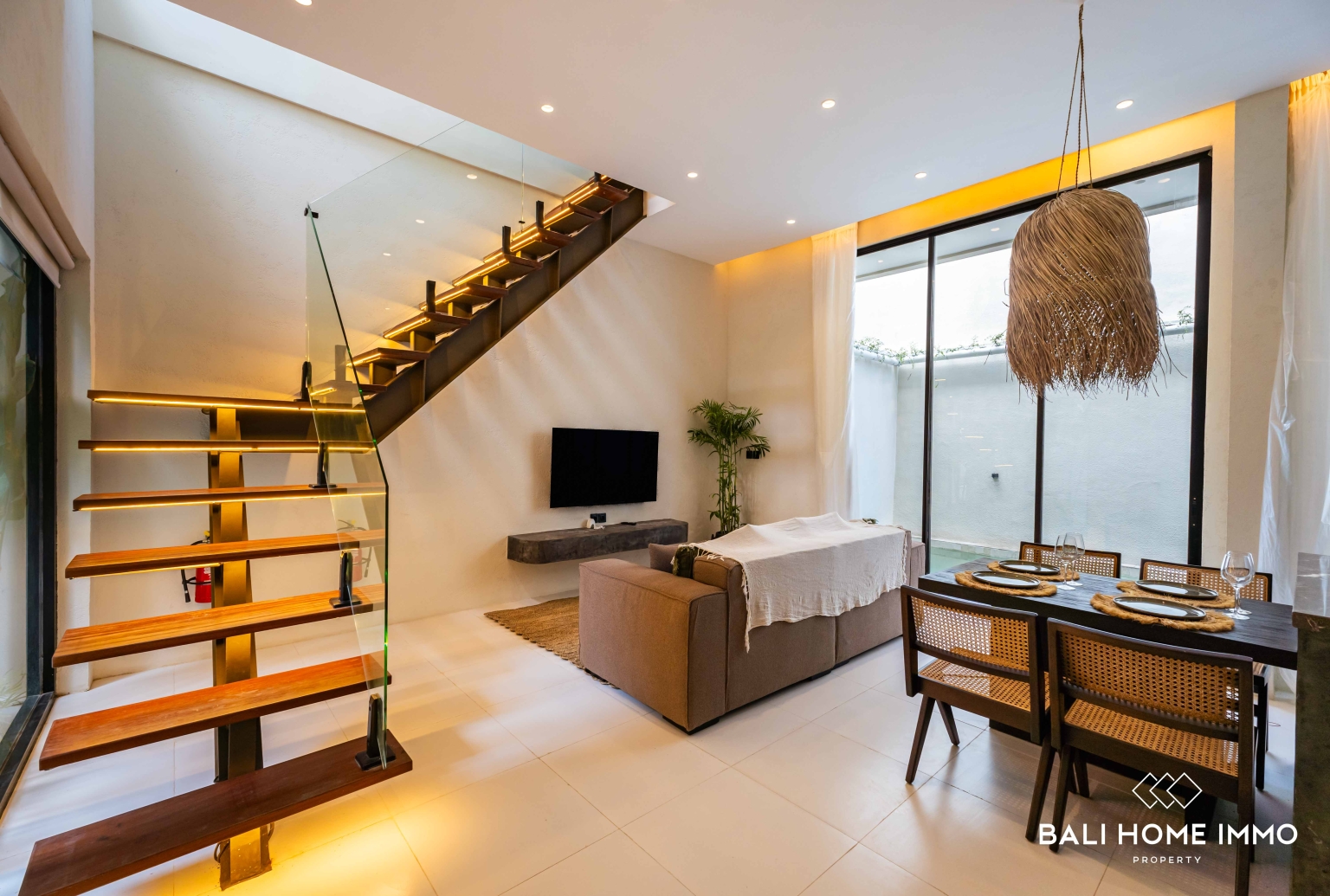 Brand new 1 Bedrooms villa for sale and rental in Bali near Cemagi Beach view 3