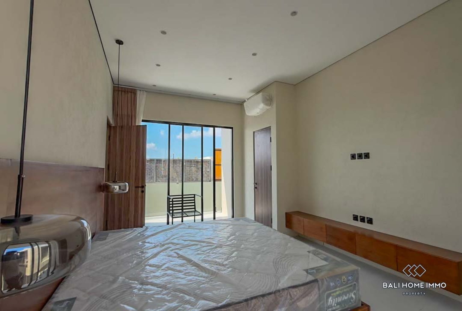 Brand new 1 Bedrooms villa for sale and rental in Bali near Cemagi Beach view 11