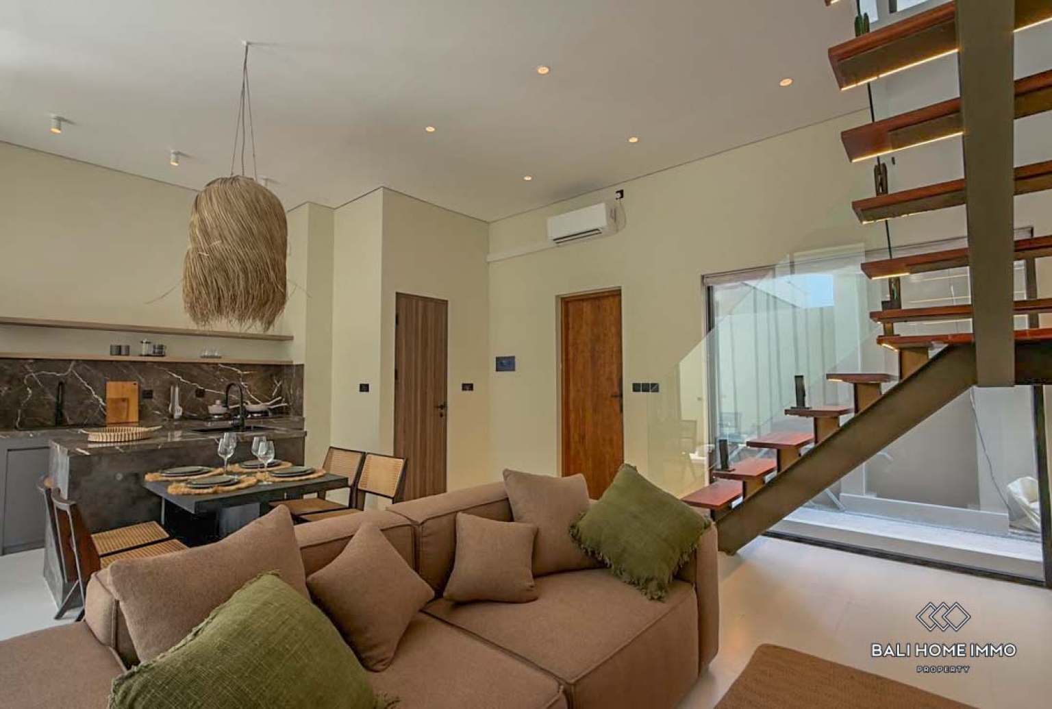 Brand new 1 Bedrooms villa for sale and rental in Bali near Cemagi Beach view 5