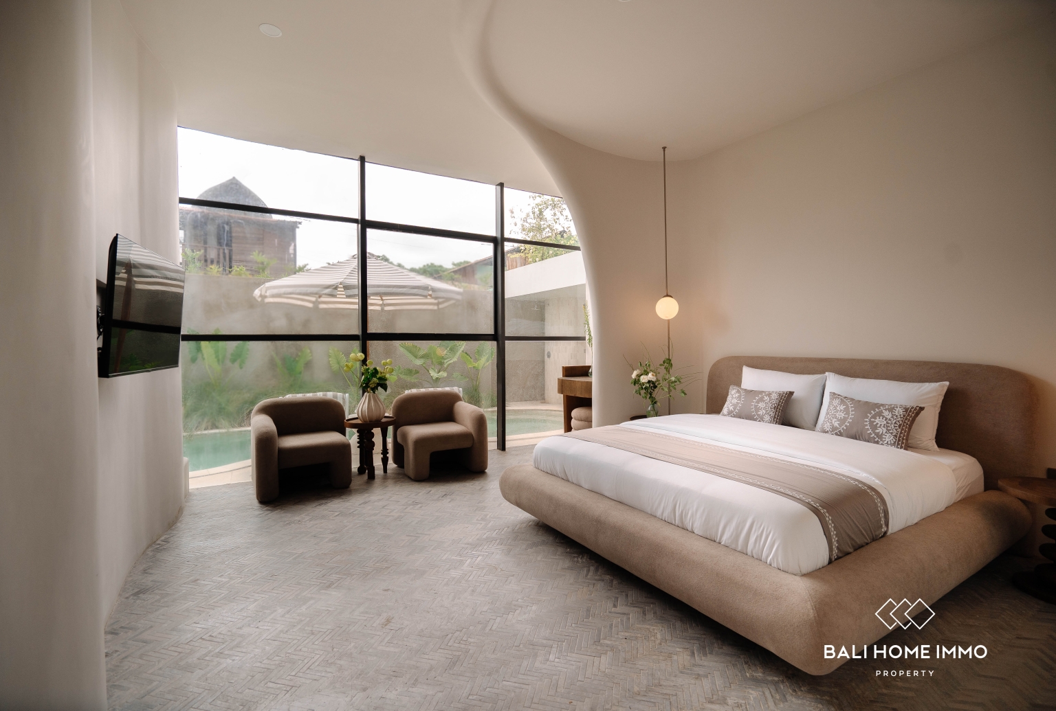 Brand-New 10-Bedroom Co-Living Villa for Sale in Kerobokan view 14