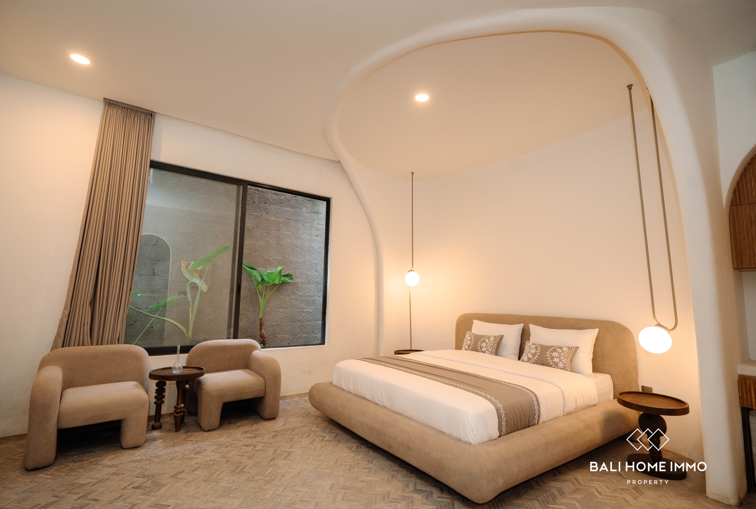 Brand-New 10-Bedroom Co-Living Villa for Sale in Kerobokan view 17