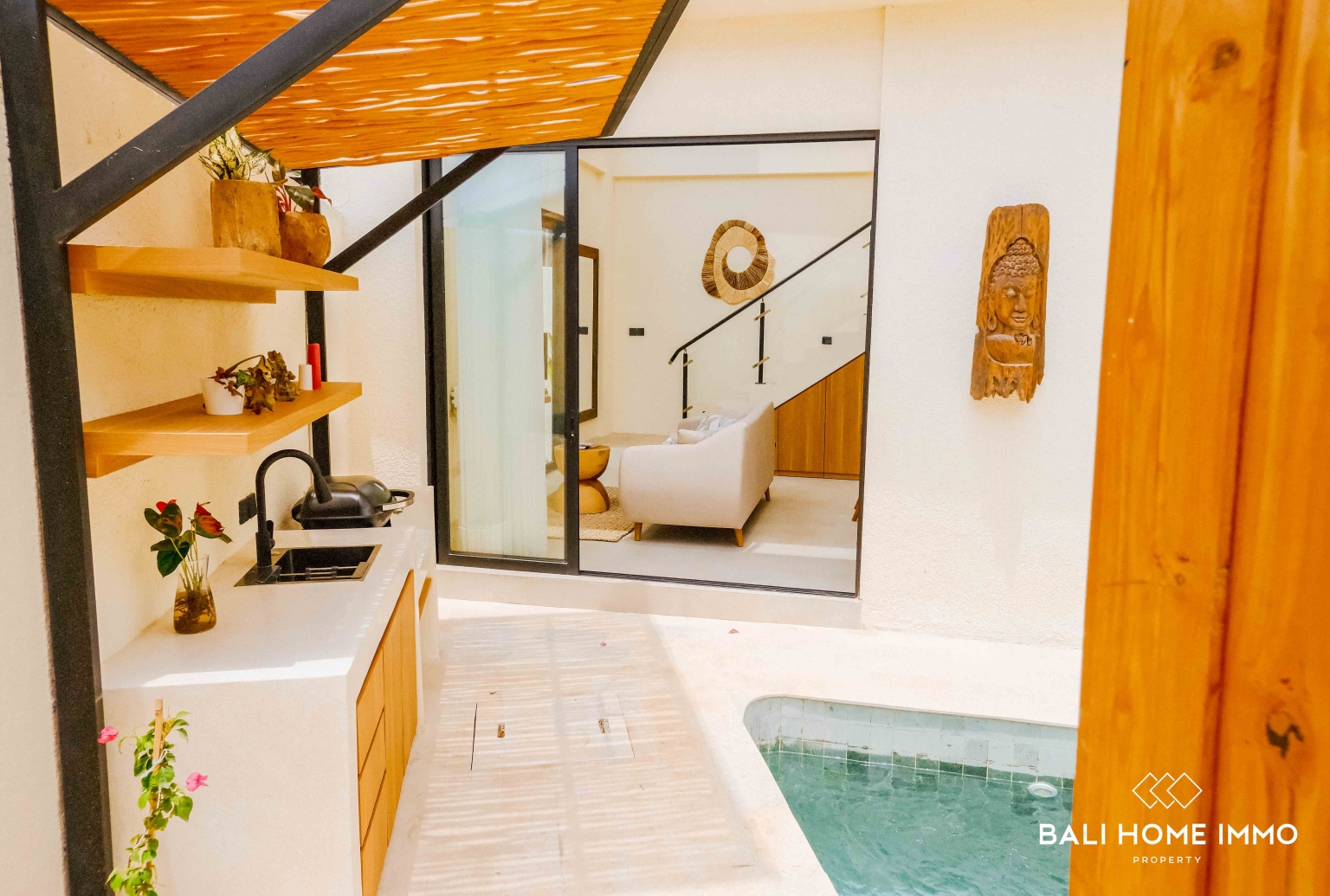 BRAND NEW 2 BEDROOM MODERN VILLA FOR SALE LEASEHOLD IN UNGASAN view 3