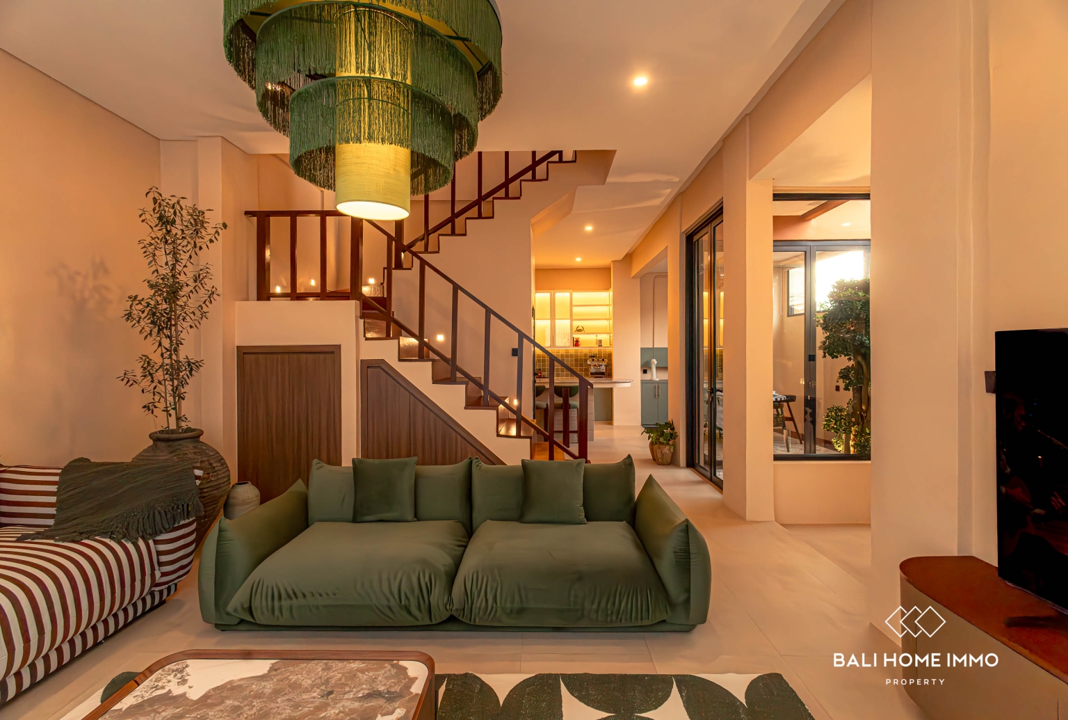 Brand New 2 Bedroom Modern Villa + 1 movie room in Buduk view 2