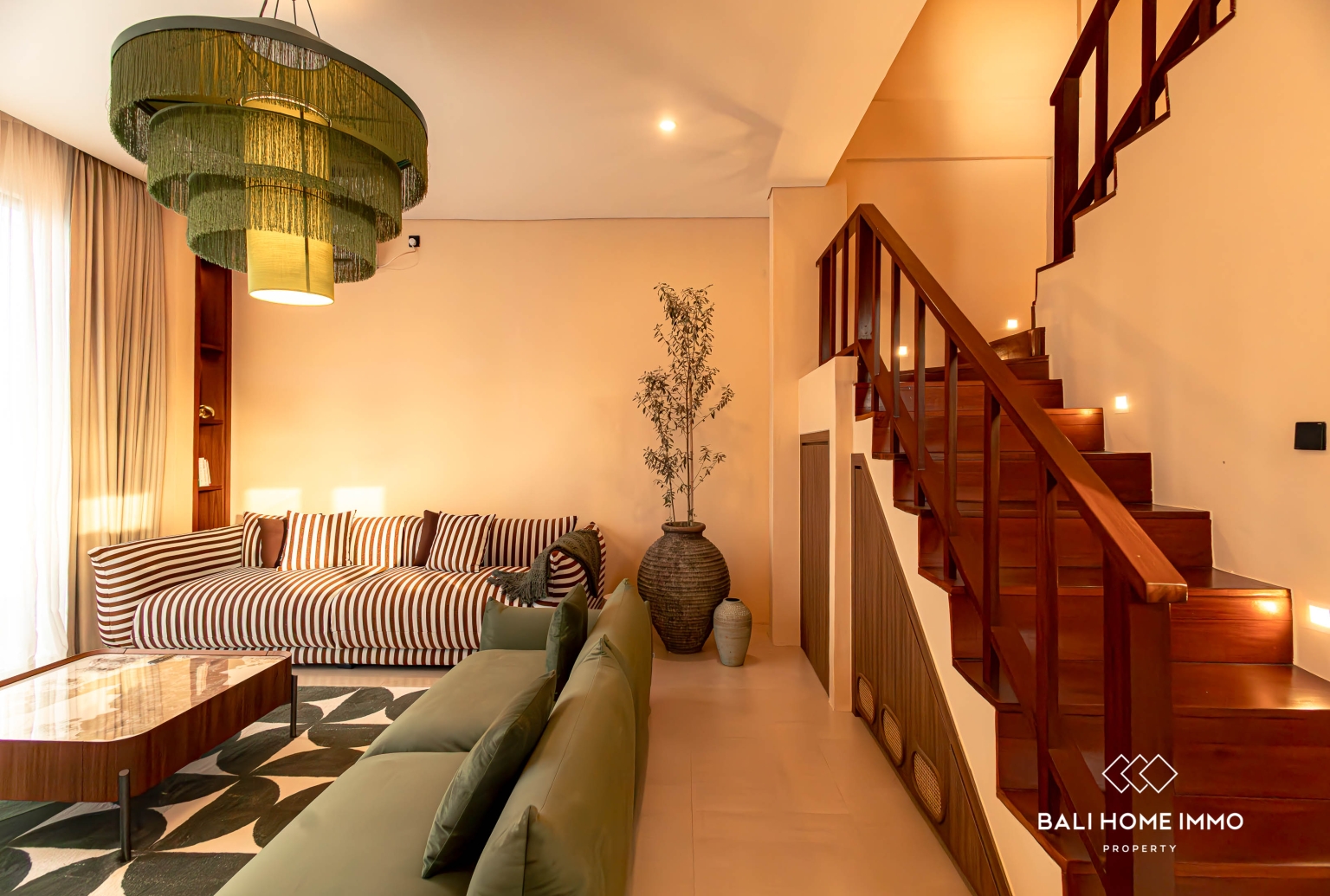 Brand New 2 Bedroom Modern Villa + 1 movie room in Buduk view 3