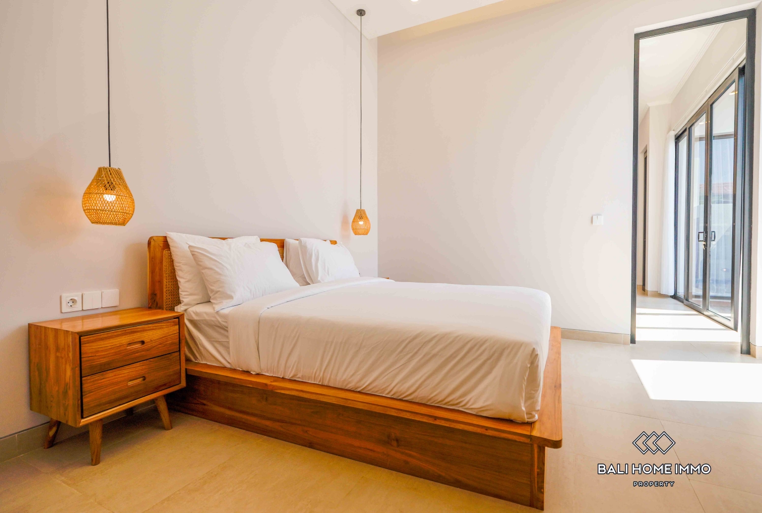 Villa Minimalis Tropis 2 Kamar Baru Dijual di dekat Pantai Sanur, Bali view 14