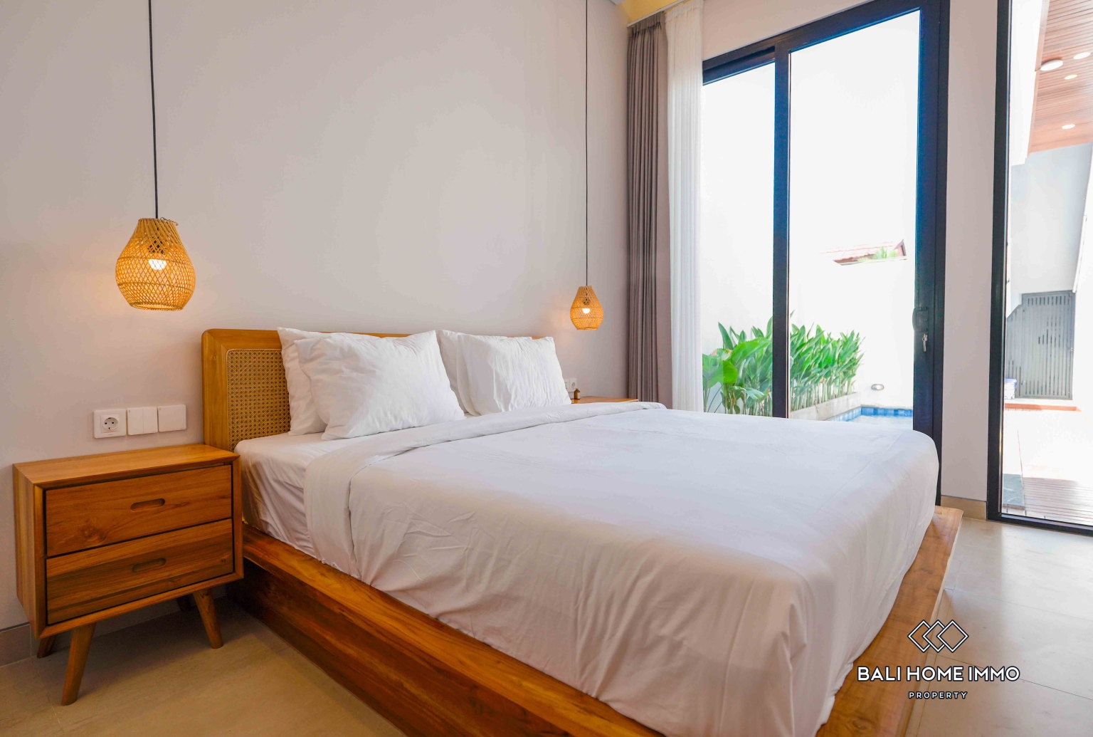 Villa Minimalis Tropis 2 Kamar Baru Dijual di dekat Pantai Sanur, Bali view 12