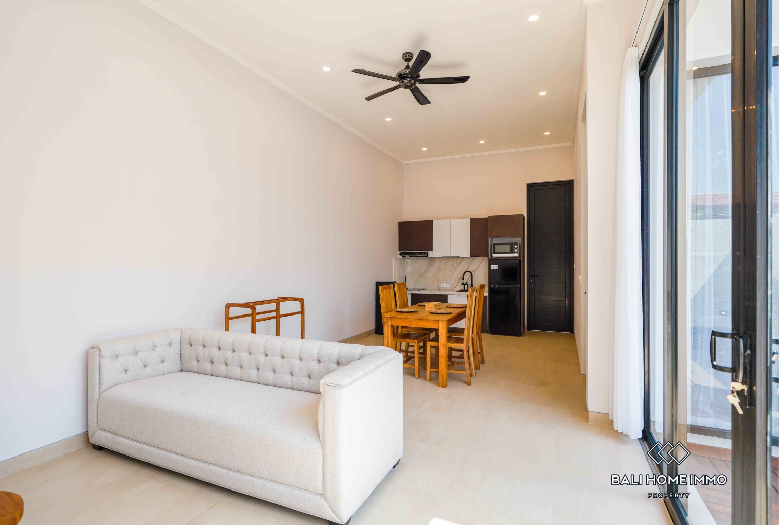 Villa Minimalis Tropis 2 Kamar Baru Dijual di dekat Pantai Sanur, Bali view 4