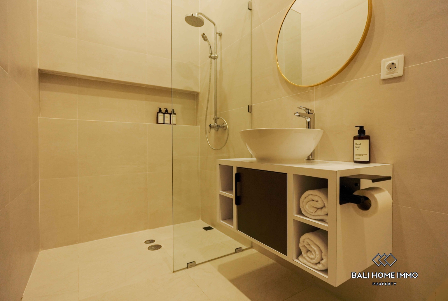 Villa Minimalis Tropis 2 Kamar Baru Dijual di dekat Pantai Sanur, Bali view 18