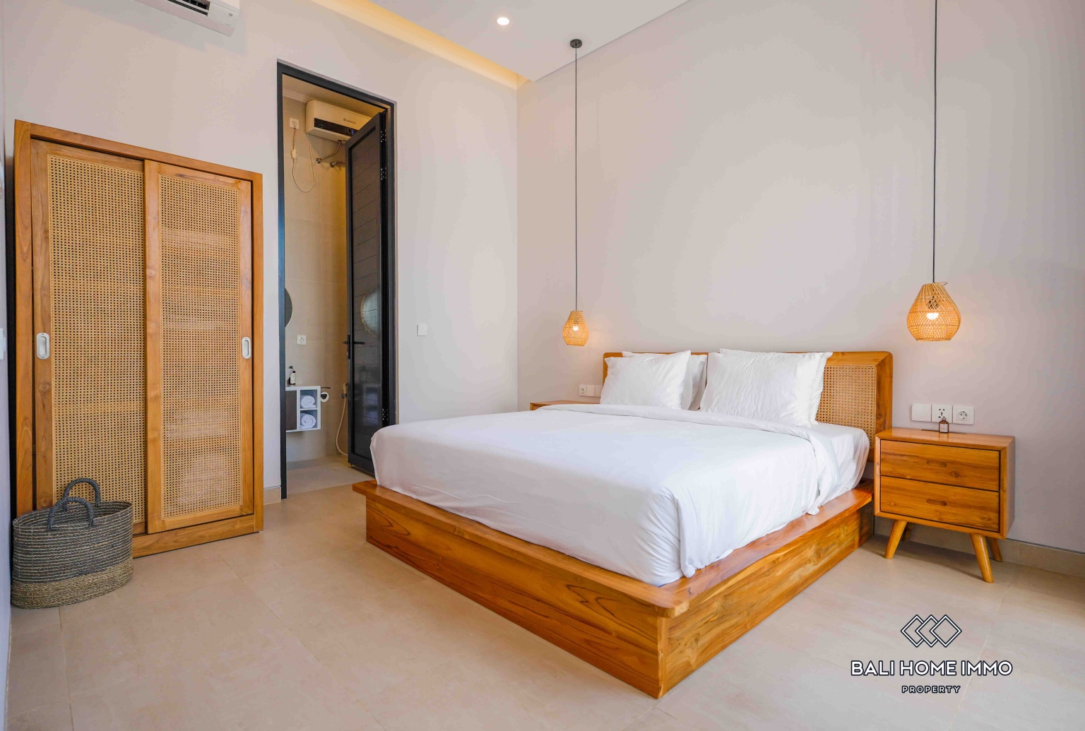 Villa Minimalis Tropis 2 Kamar Baru Dijual di dekat Pantai Sanur, Bali view 9