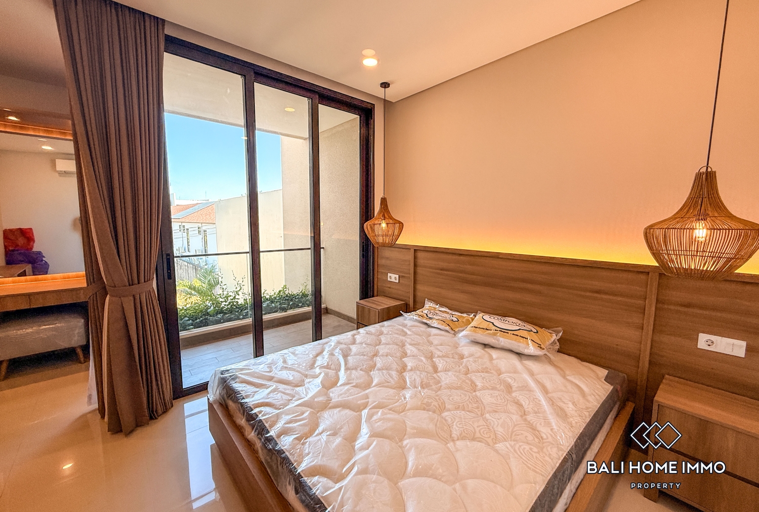 Brand New 2 Bedroom Villa for Rent in Pererenan Beachside view 10