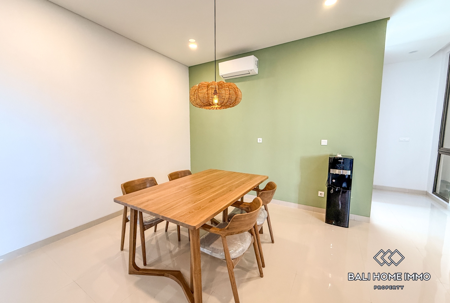 Brand New 2 Bedroom Villa for Rent in Pererenan Beachside view 4