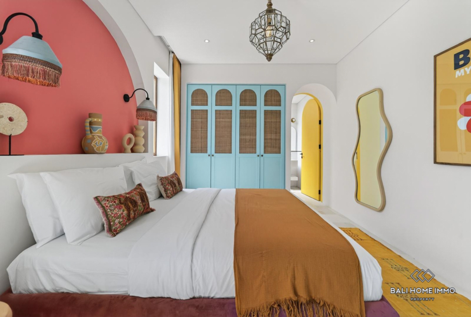 Villa 4 Kamar Berdesain Bagus Dijual dengan Status Hak Sewa di Tepi Pantai Pererenan, Bali view 14