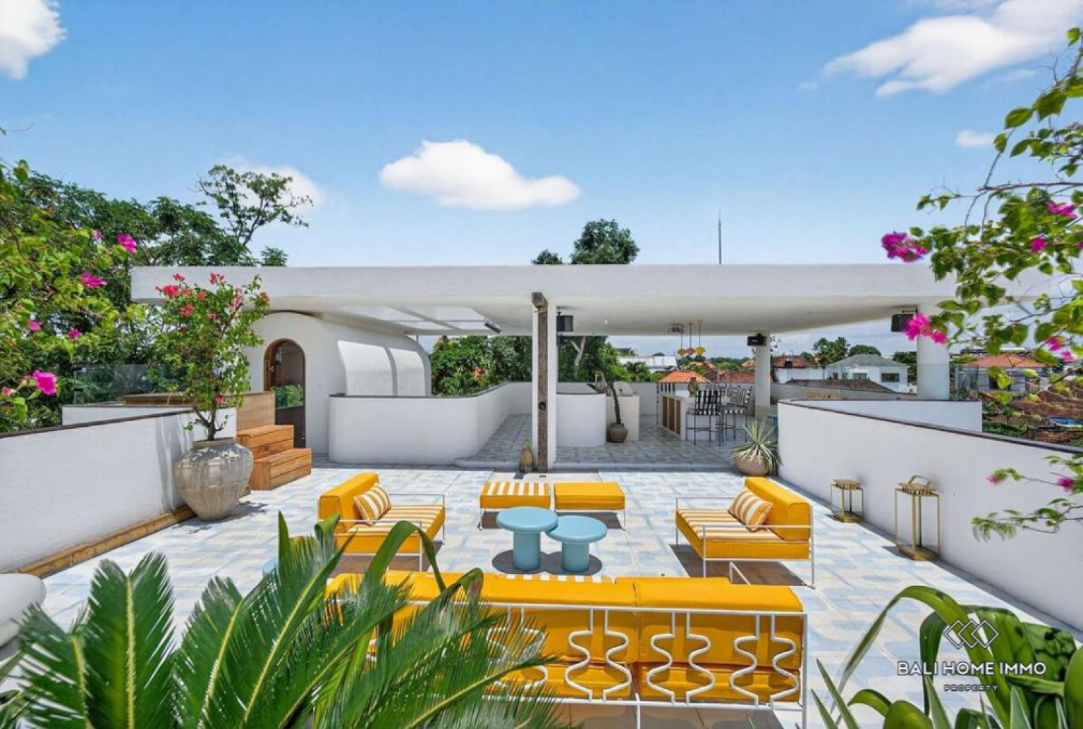 Villa 4 Kamar Berdesain Bagus Dijual dengan Status Hak Sewa di Tepi Pantai Pererenan, Bali view 20