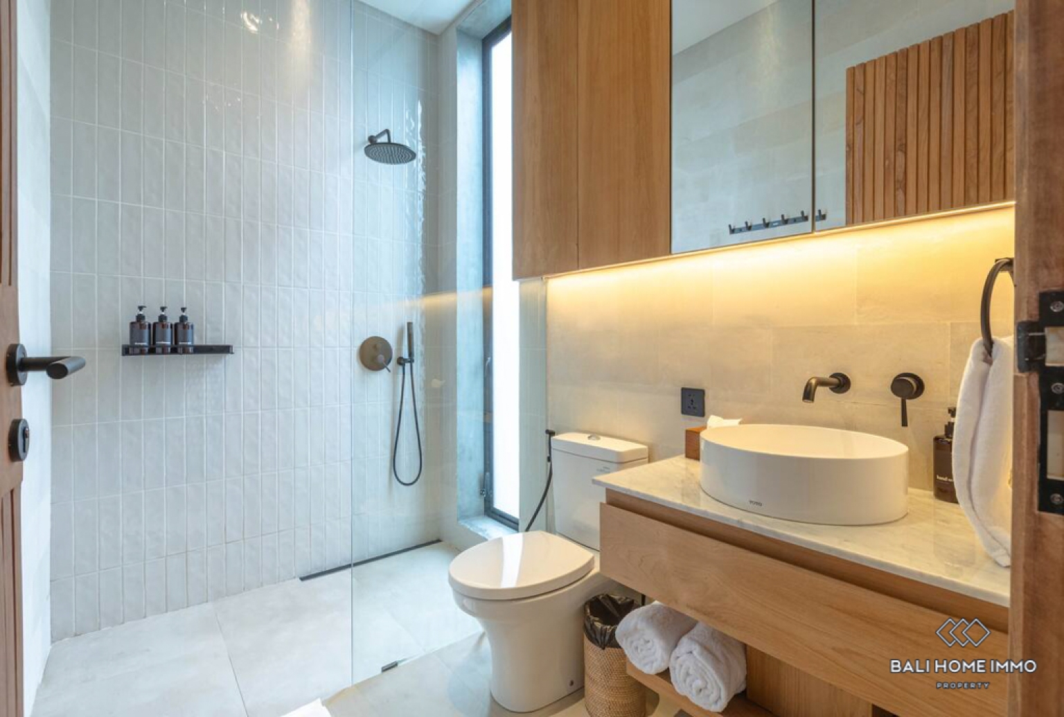 Brand New 2 Bedroom Villa for Rental in Bali Pererenan North Side view 15