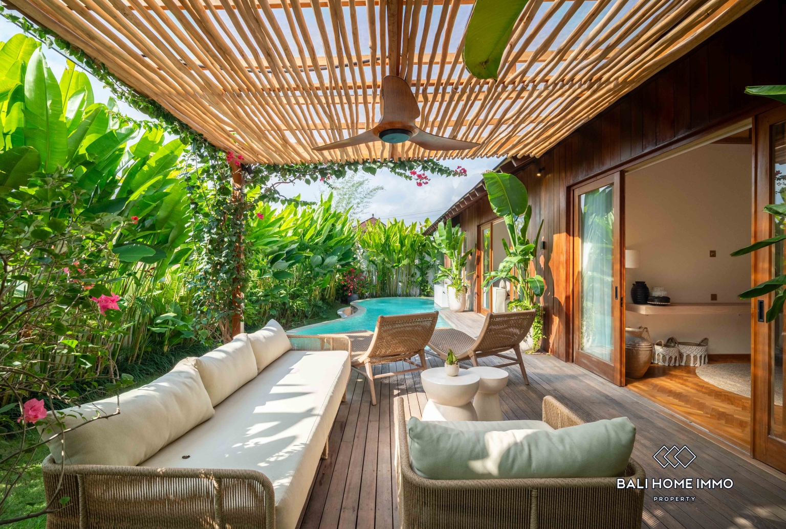 Brand new 2 Bedroom villa for sale and rent in Bali Canggu residential side view 6