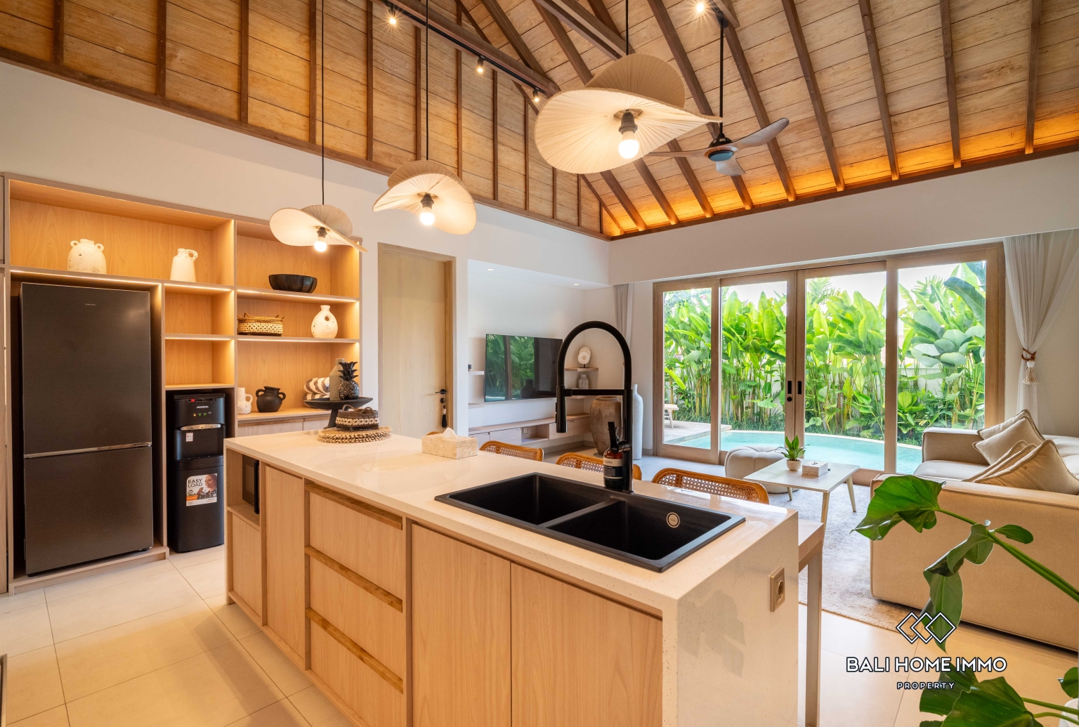 Brand new 2 Bedroom villa for sale and rent in Bali Canggu residential side view 17