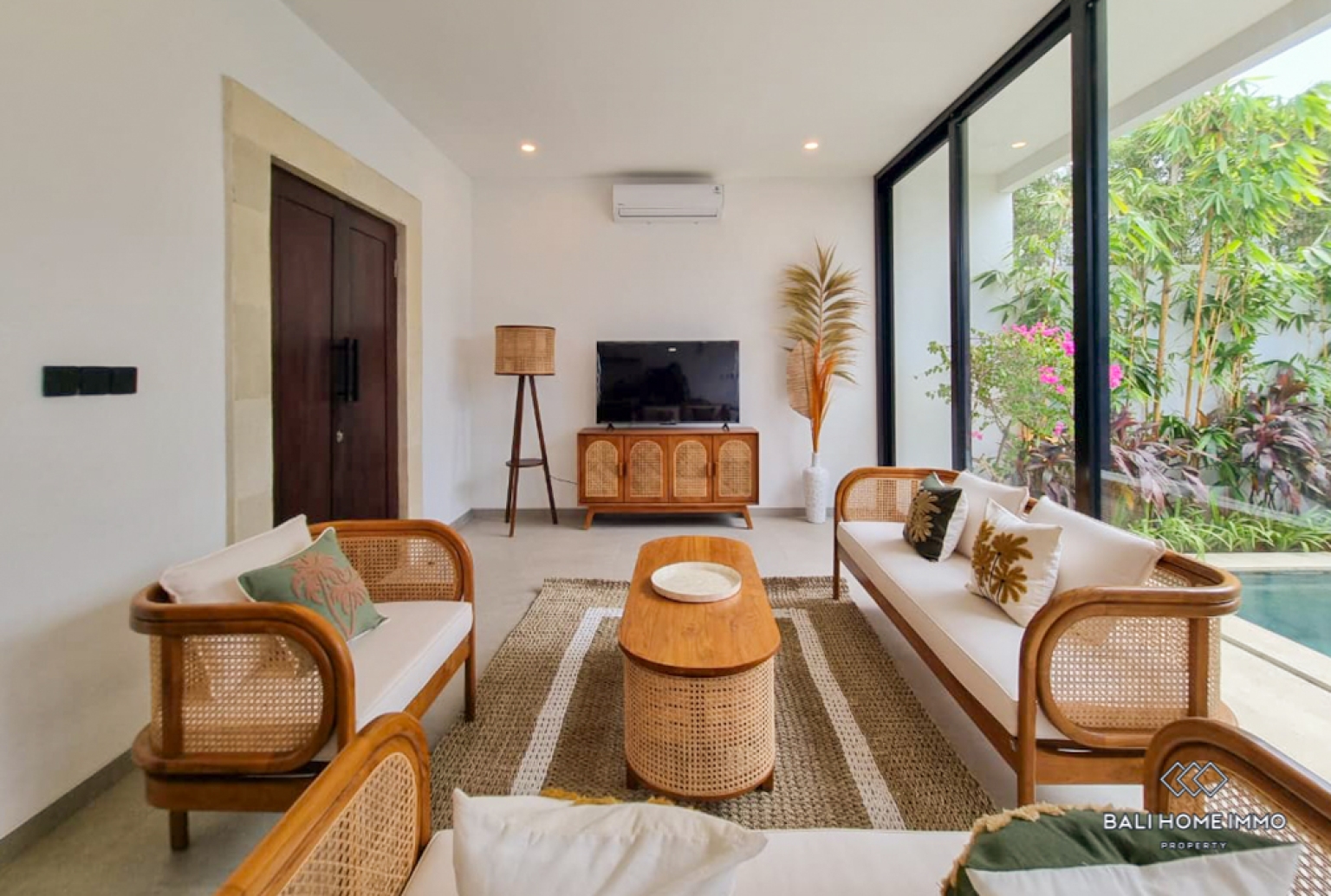 Brand New 2 Bedroom Villa for sale and rent in Bali Pererenan North Side view 2