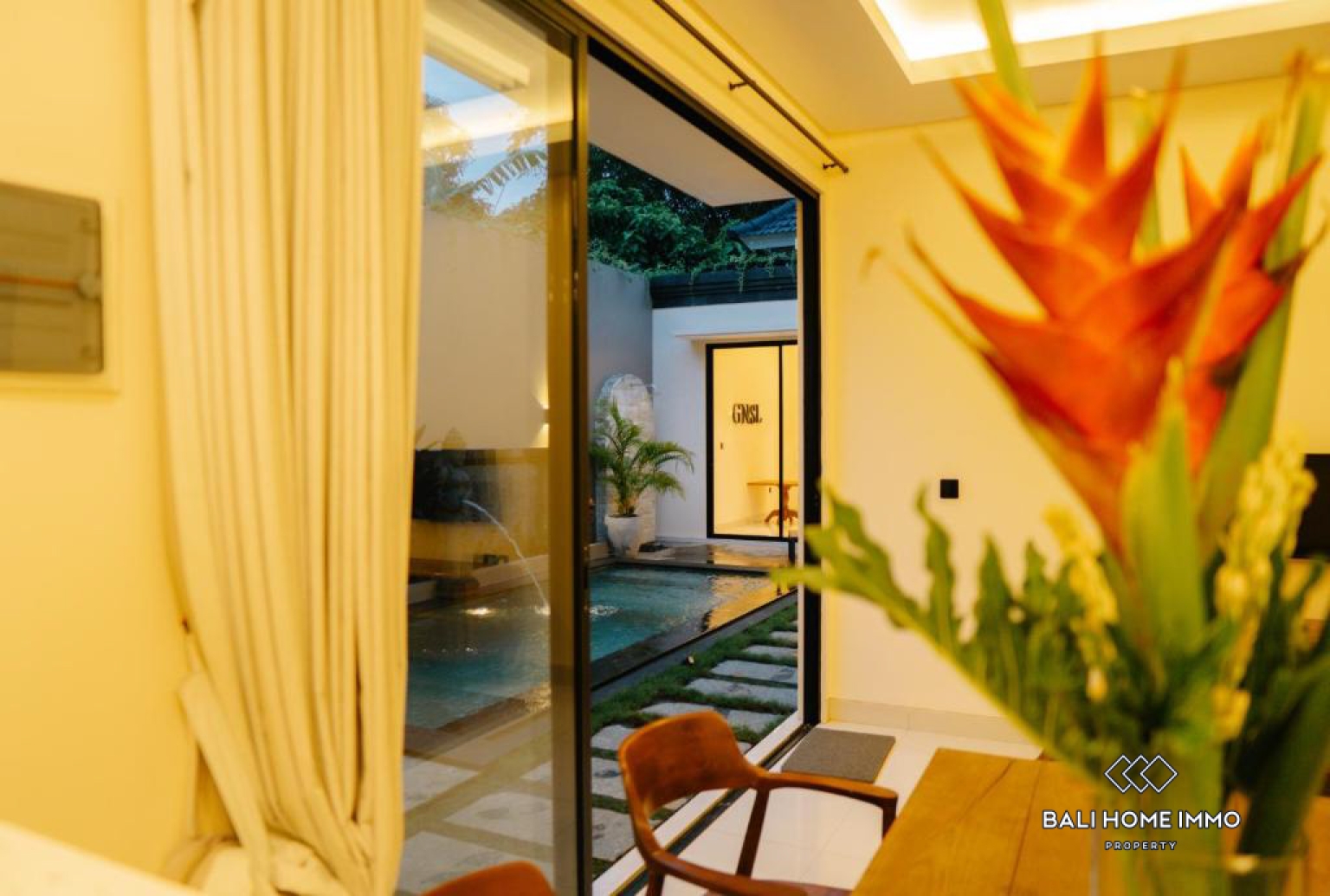 Charming 2 Bedroom Villa for Rent in Canggu Residential side view 2
