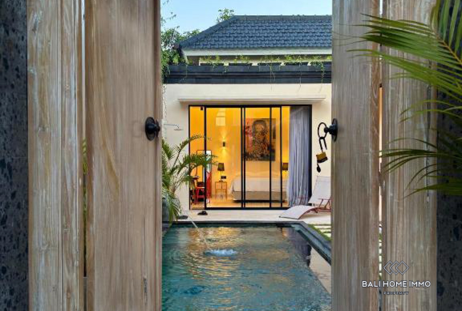 Charming 2 Bedroom Villa for Rent in Canggu Residential side view 15