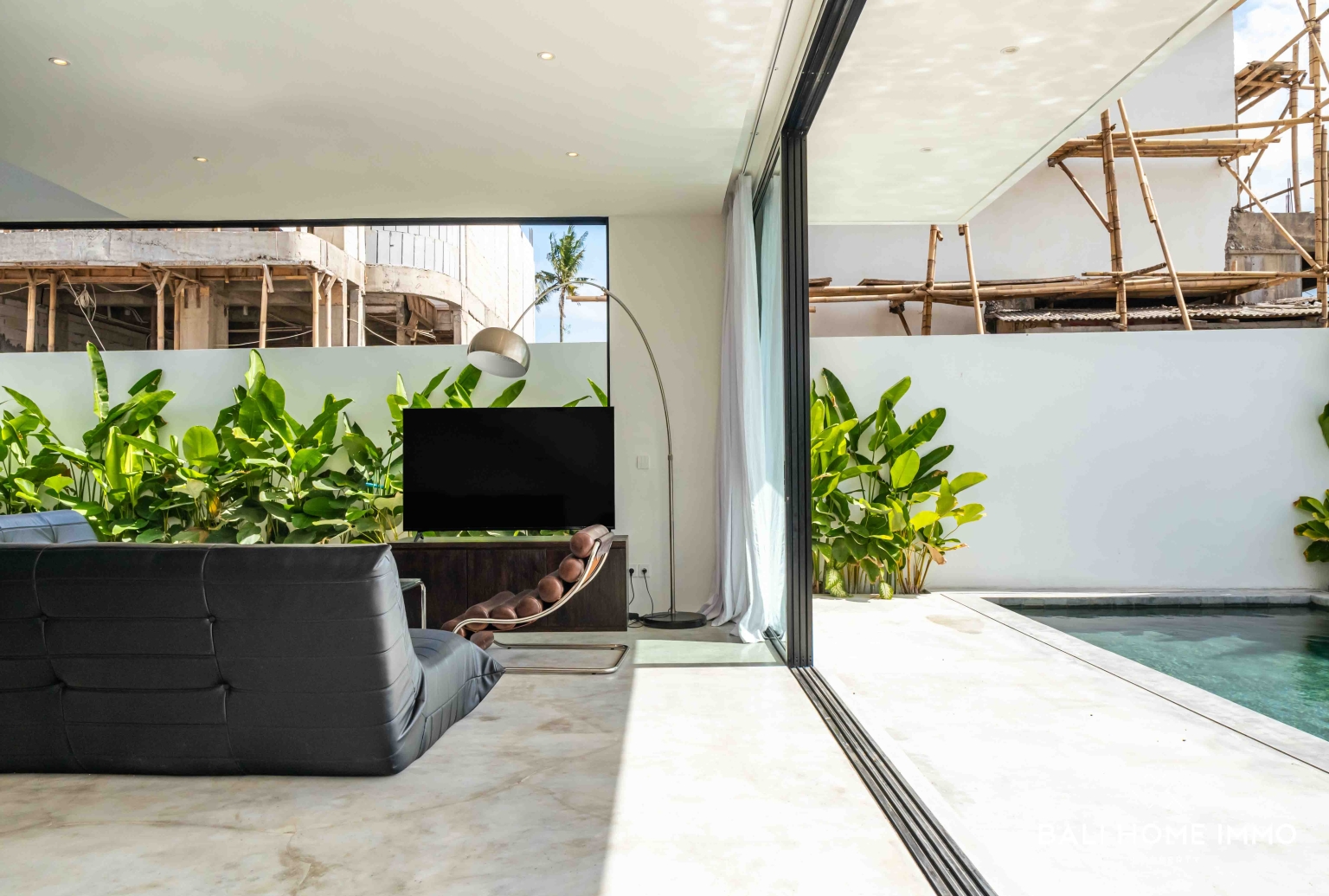 Villa 2 Kamar baru Dijual di Kawasan Perumahan Cemagi-Seseh, Bali view 3