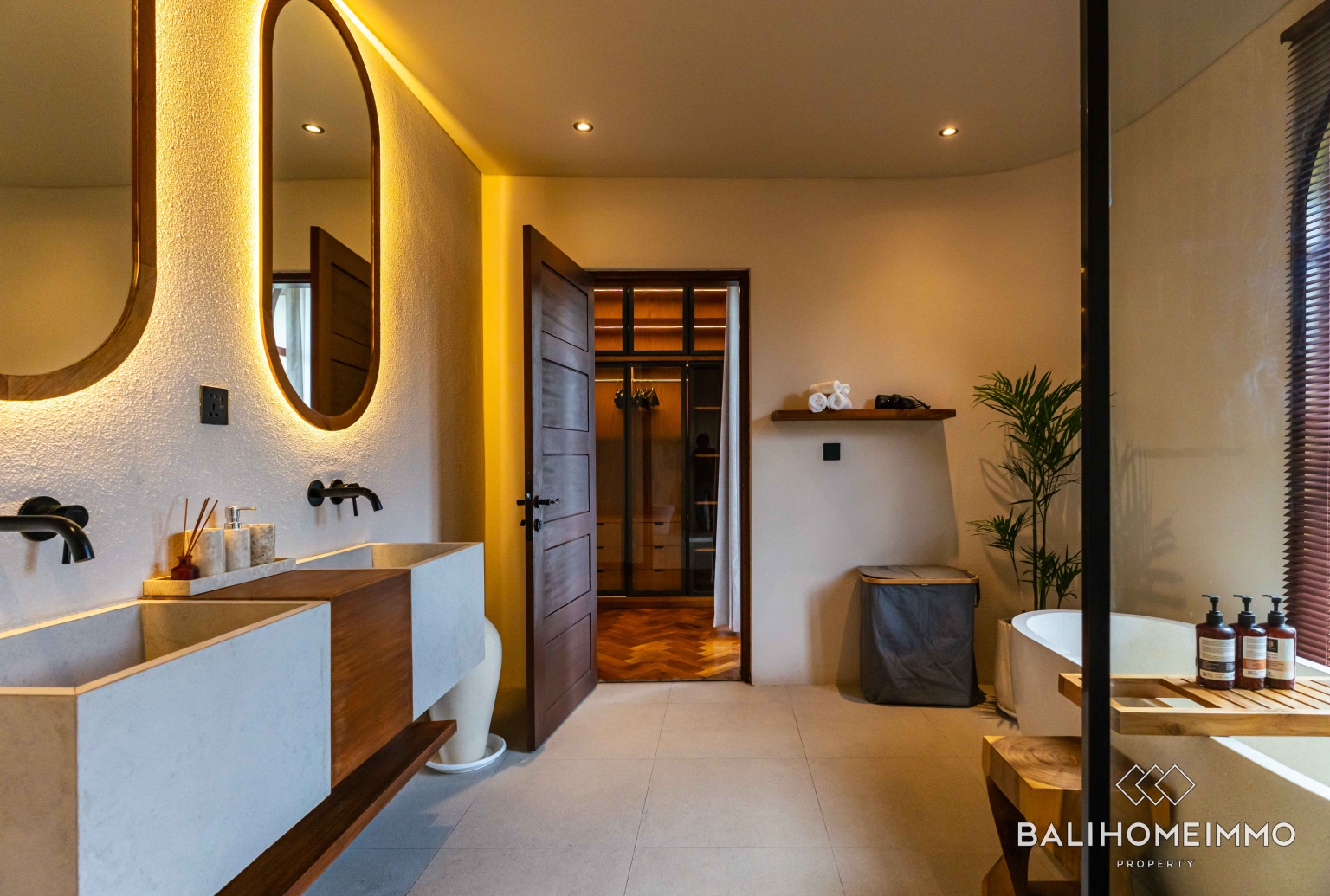 BRAND NEW 2-BEDROOM VILLA FOR SALE IN BALI UMALAS BUMBAK view 27
