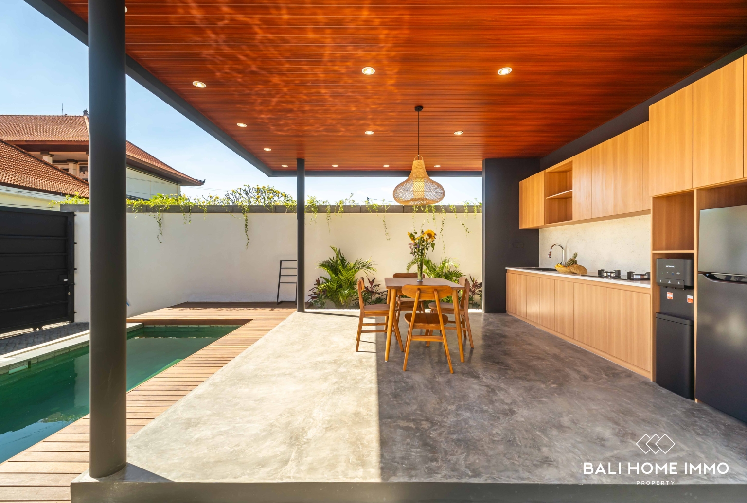 Brand new 2 Bedroom Villa for Sale Leasehold in Bali Canggu Residential Side view 4