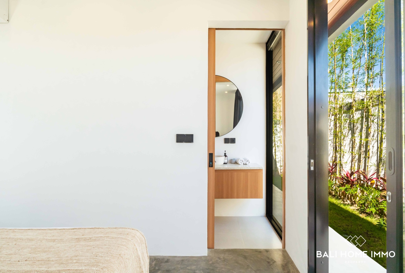 Brand new 2 Bedroom Villa for Sale Leasehold in Bali Canggu Residential Side view 14