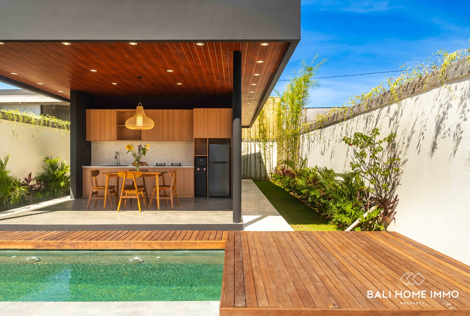 Brand new 2 Bedroom Villa for Sale Leasehold in Bali Canggu Residential Side view 3
