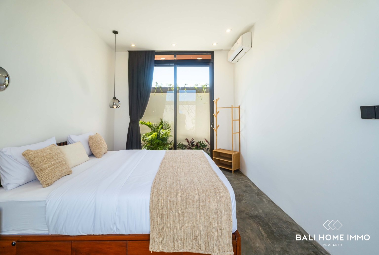 Brand new 2 Bedroom Villa for Sale Leasehold in Bali Canggu Residential Side view 13