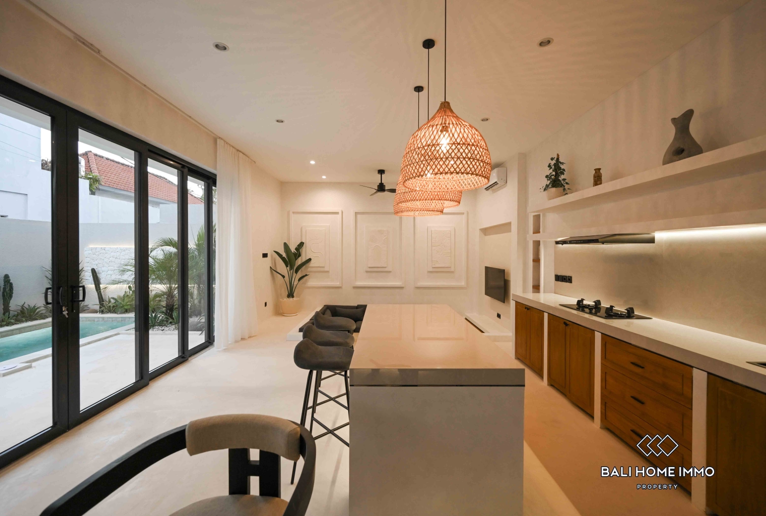 Villa 2 Kamar Baru Dijual Hak Milik di Sisi Perumahan Canggu Bali view 7