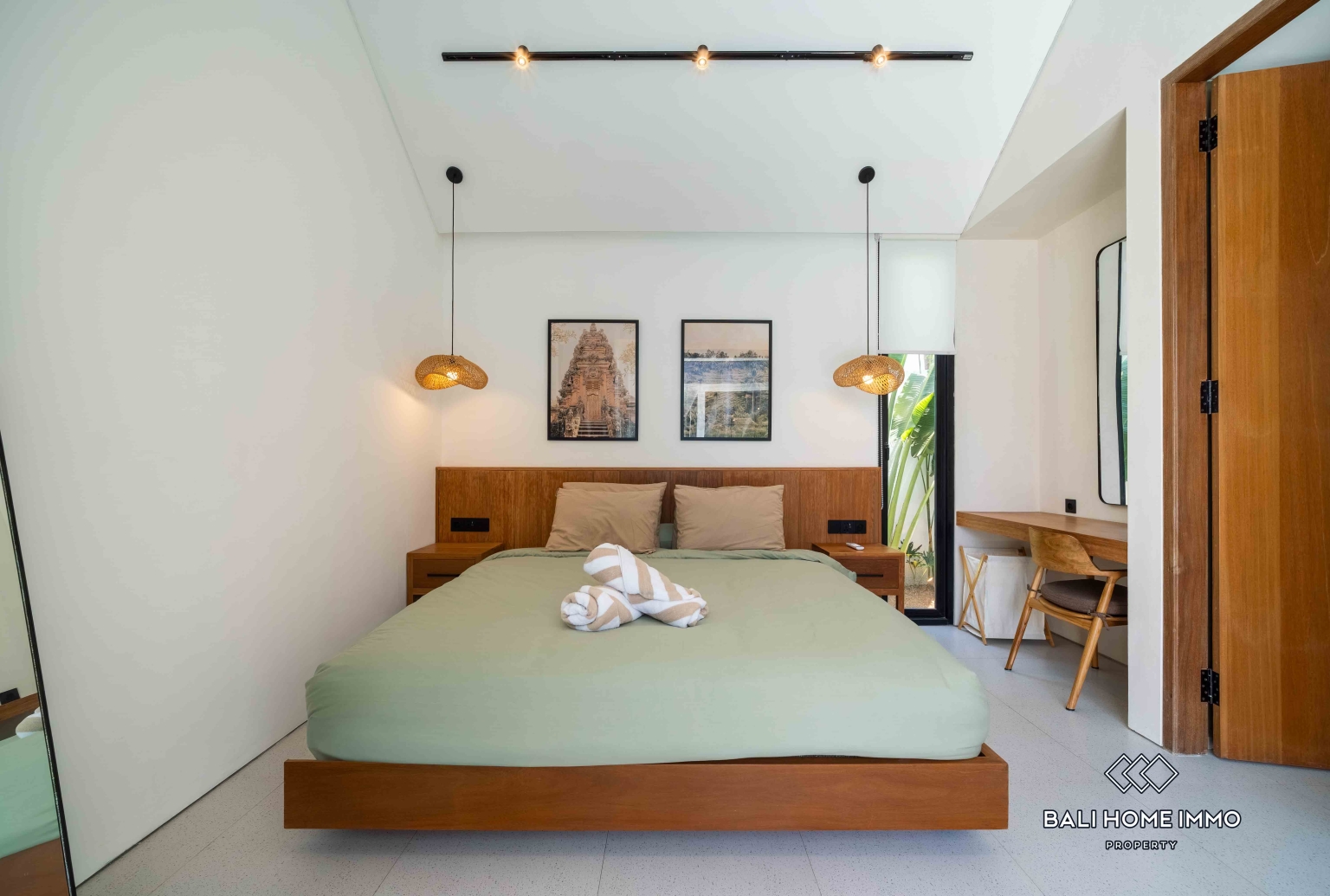 Brand new 2 Bedroom Villa For sale and rental in Kedungu Beachside view 11