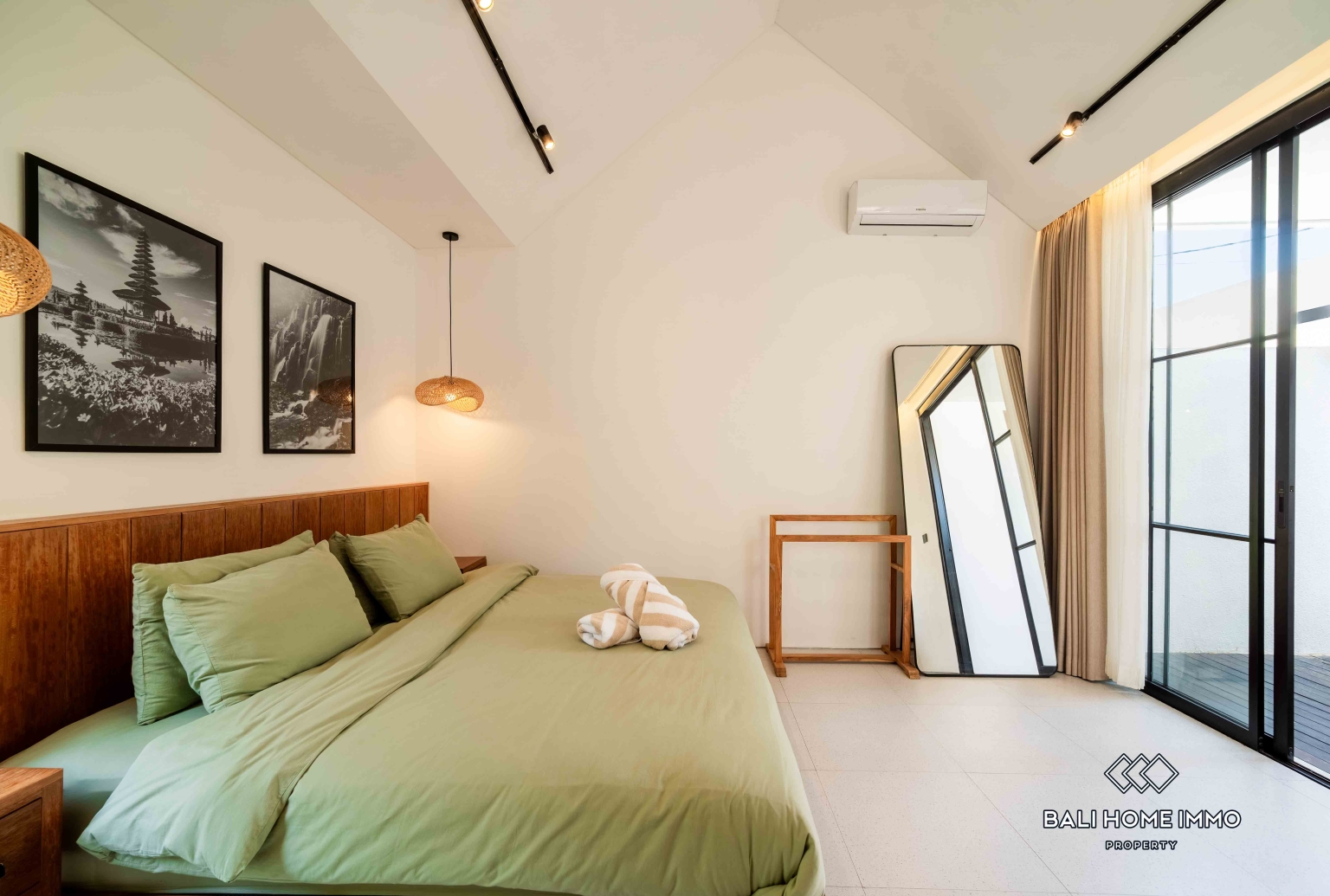 Brand new 2 Bedroom Villa For sale and rental in Kedungu Beachside view 14
