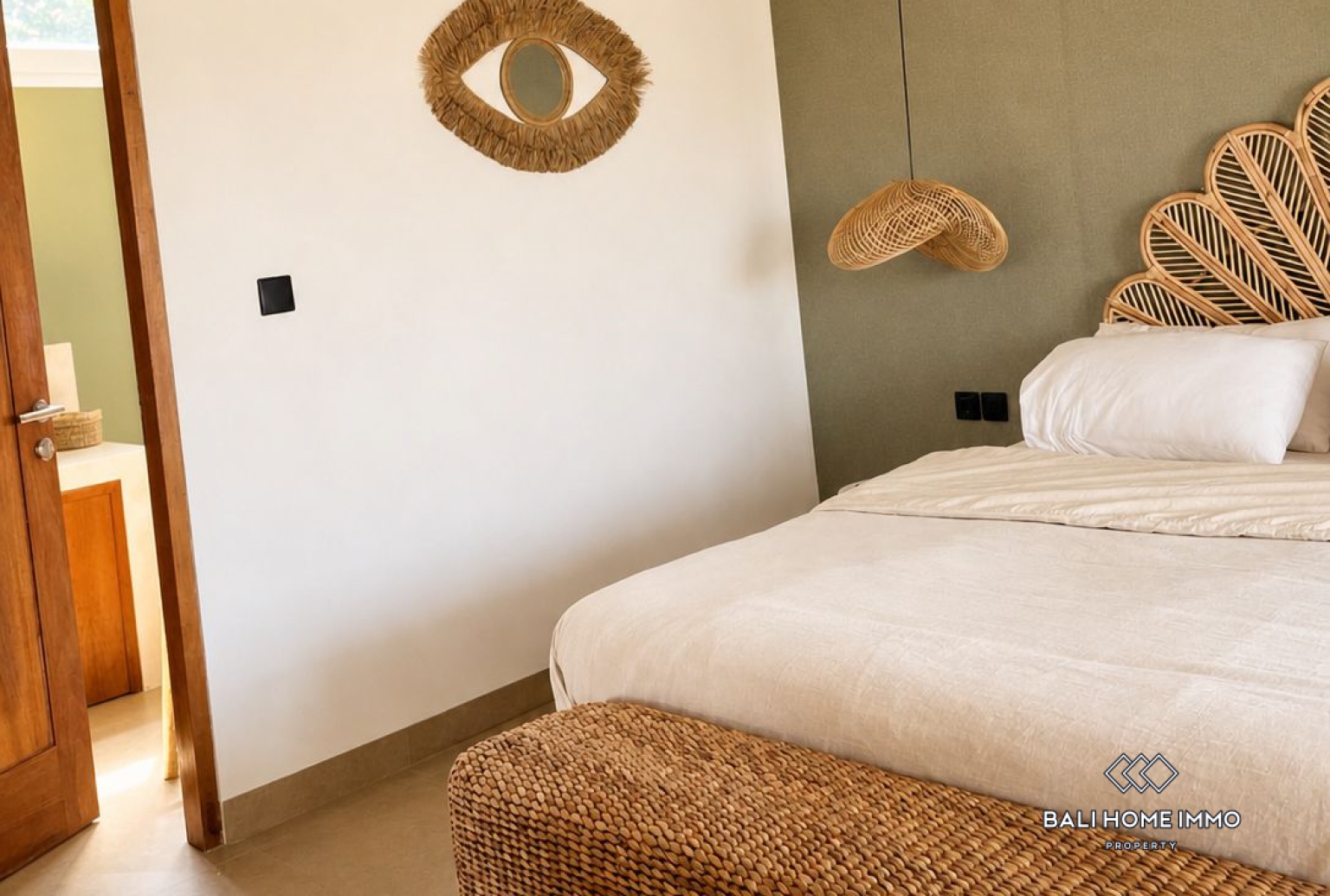 Vila 2 Kamar Baru dijual di Tumbak Bayuh Pererenan view 13