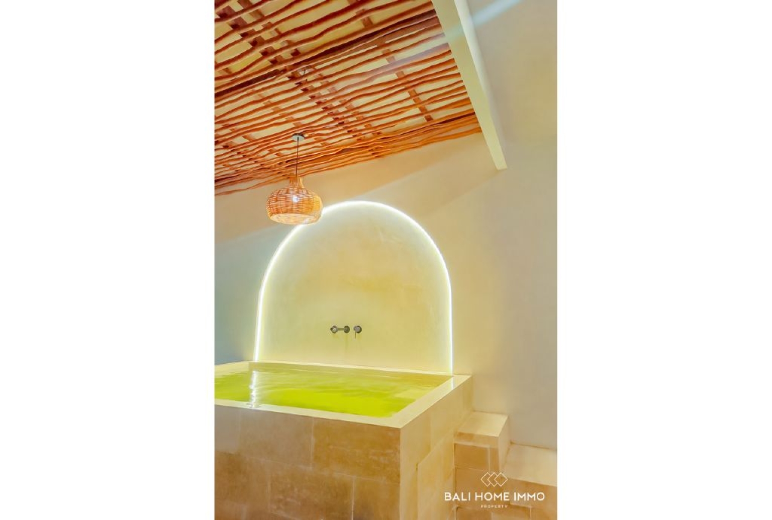 BRAND NEW 2 BEDROOM VILLA WITH HOT TUB FOR RENT IN UNGASAN view 19