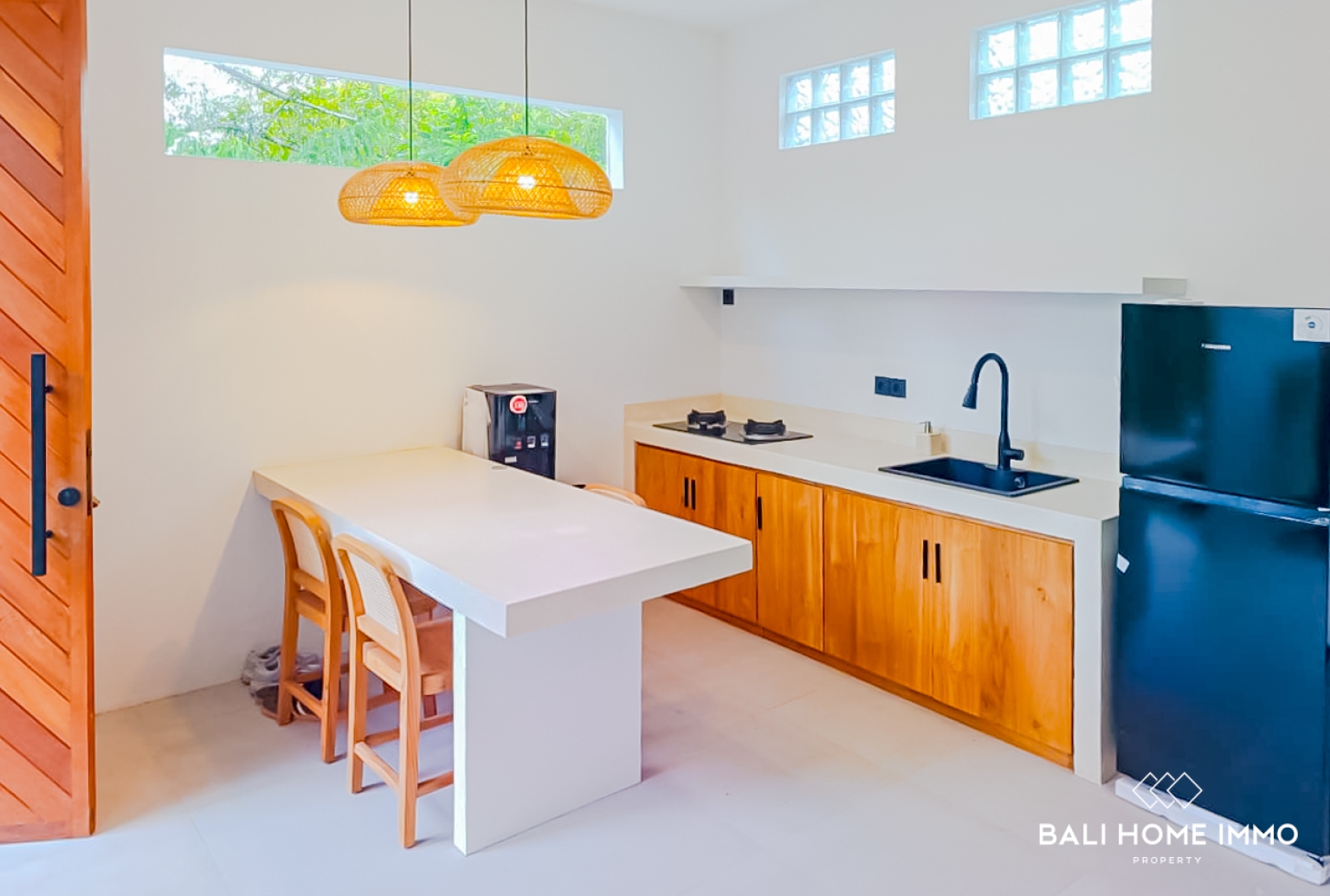 BRAND NEW 2 BEDROOM VILLA WITH HOT TUB FOR RENT IN UNGASAN view 4