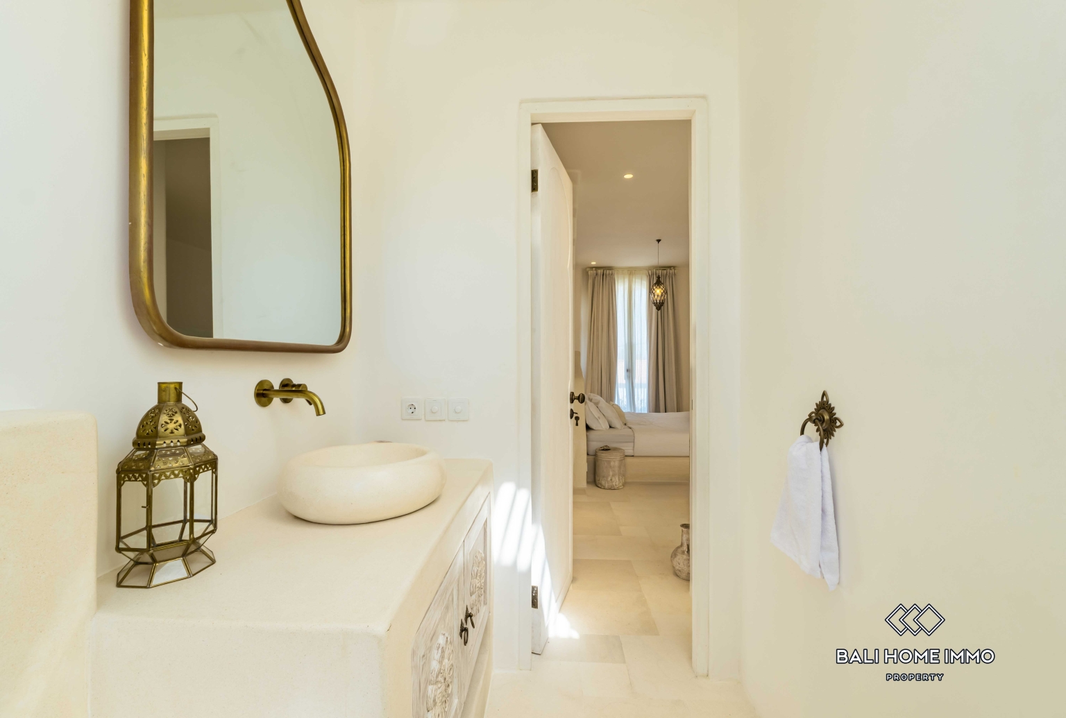 Brand new 2 Bedroom Villa with Unique Design For Sale Leasehold Near Seseh Beach Bali view 15