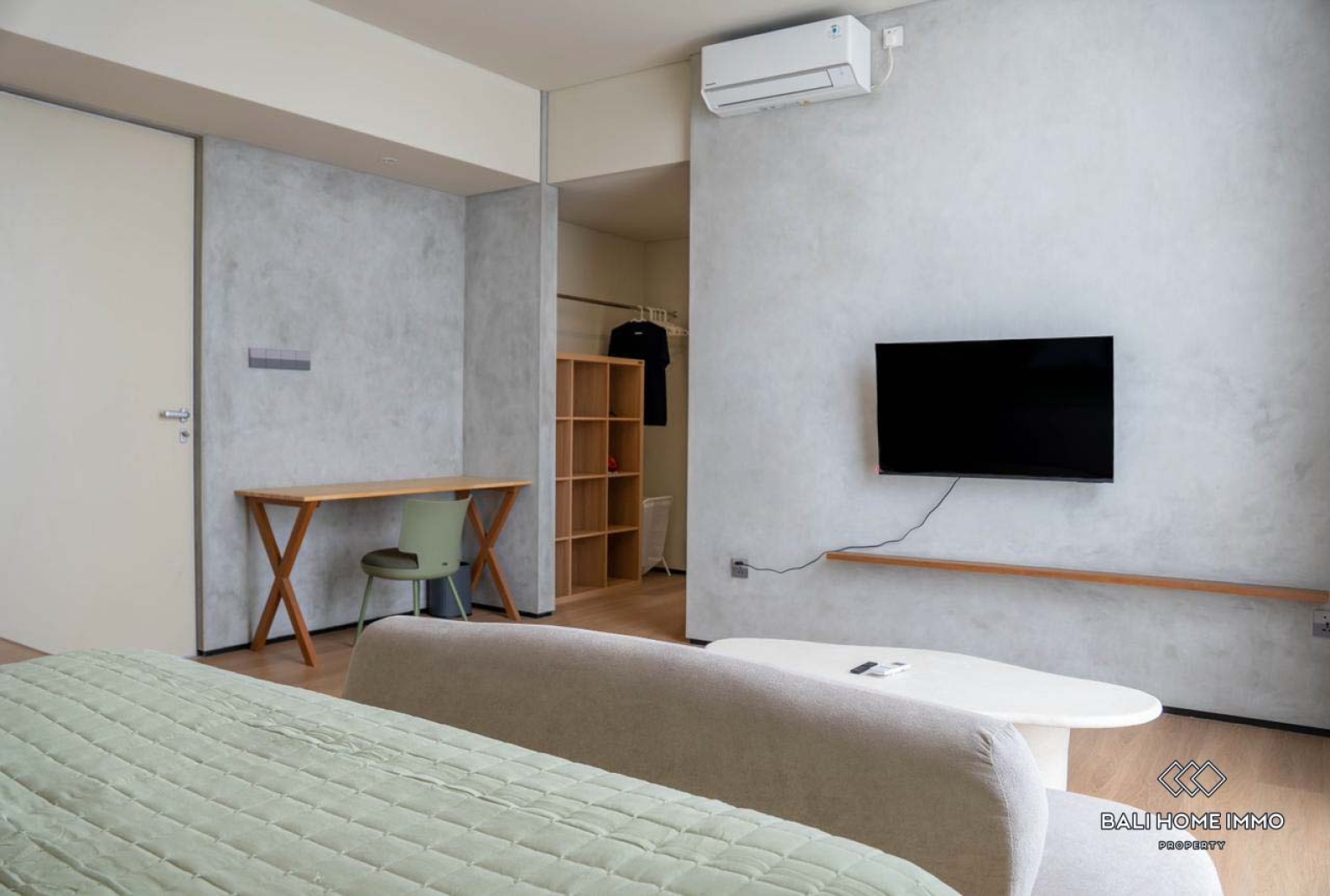Brand new 2 Bedrooms Japanese style villa for sale in Bali Canggu residential side view 15