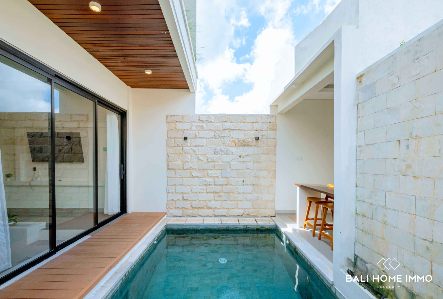 BRAND NEW 2 BEDROOMS VILLA FOR SALE LEASEHOLD AND RENT IN ULUWATU NEAR BALANGAN BEACH view 17