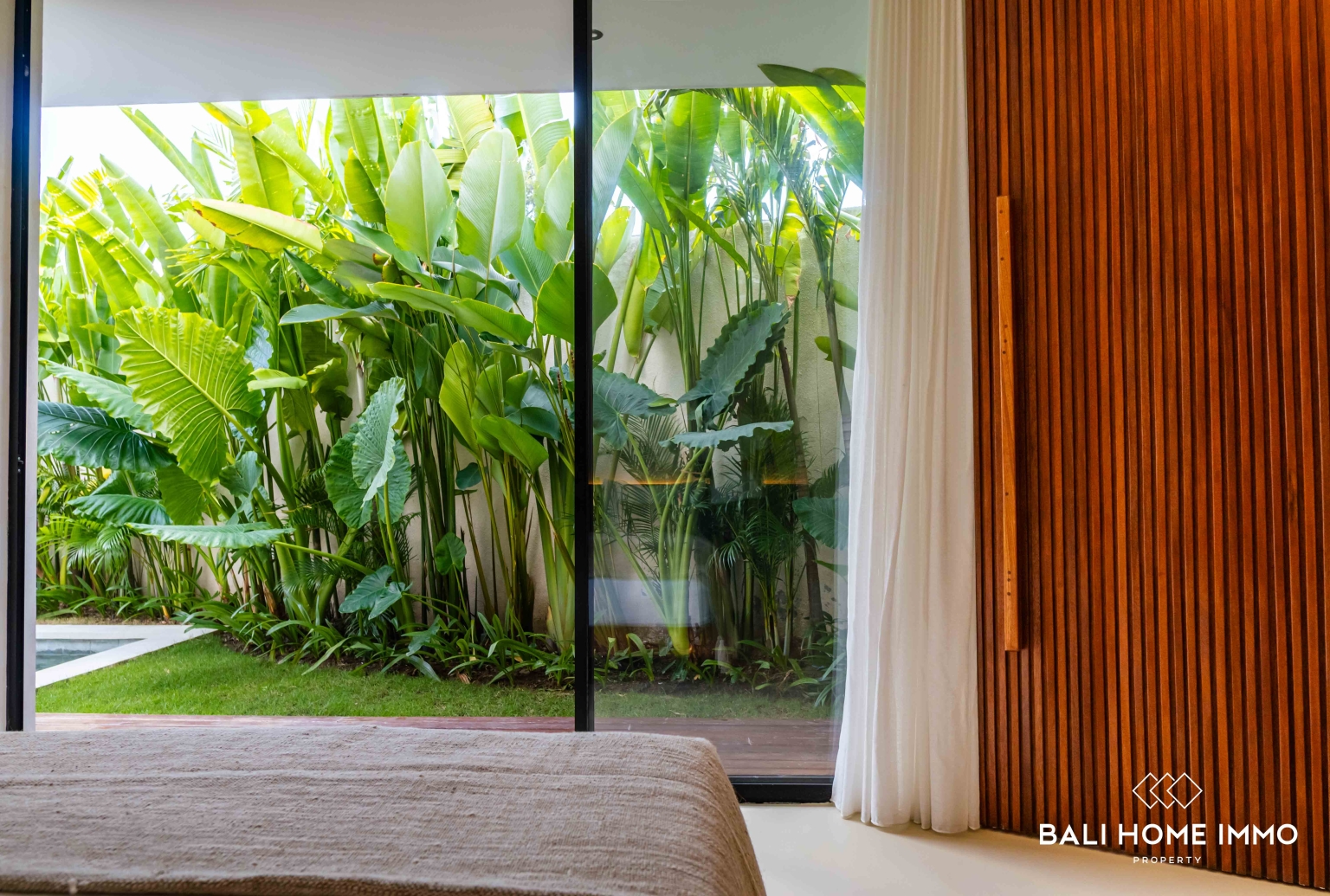 Villa neuve de 2 chambres à vendre en bail emphytéotique à Kerobokan, Bali view 16