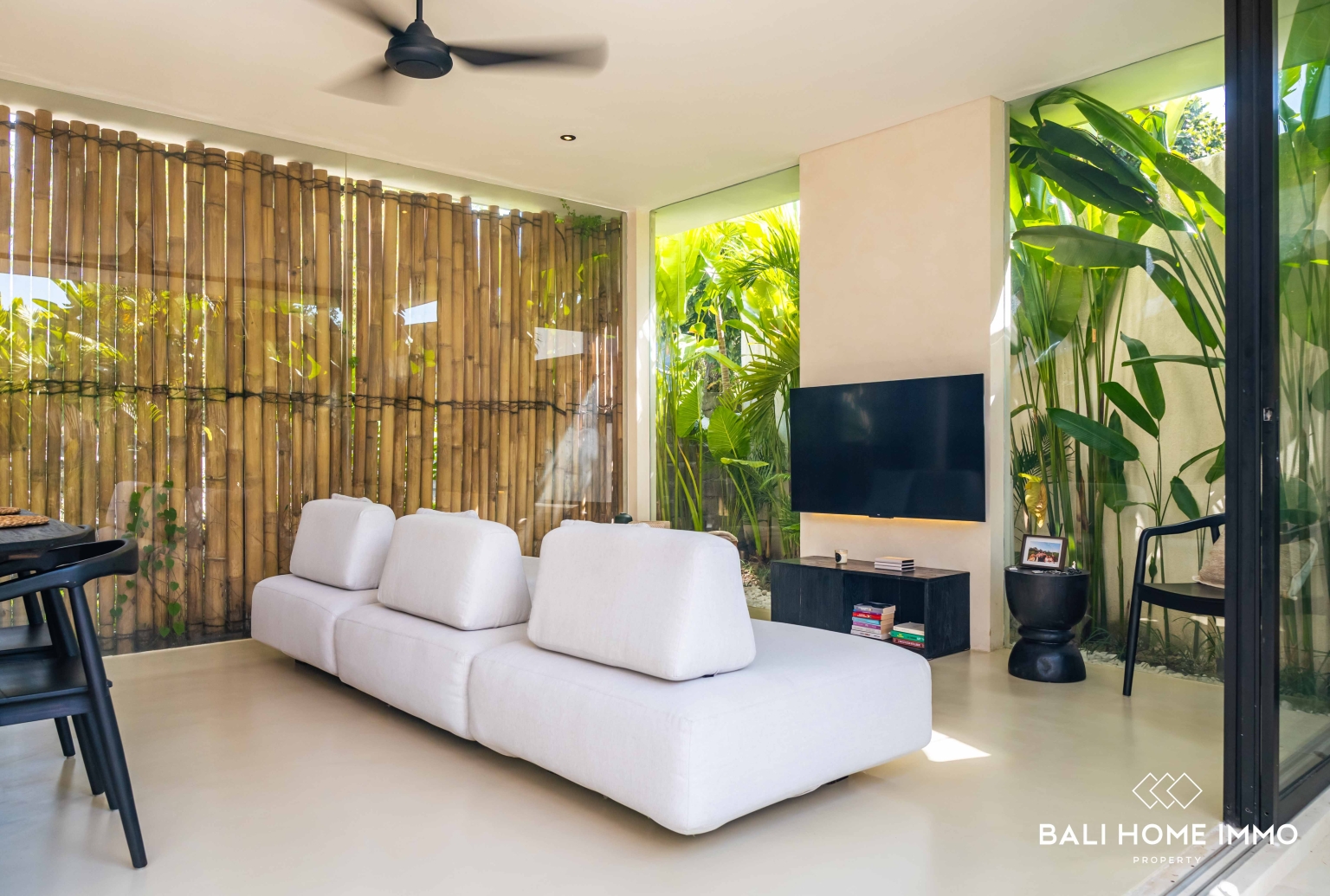 Villa neuve de 2 chambres à vendre en bail emphytéotique à Kerobokan, Bali view 6